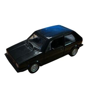 Bburago 1979 Volkswagen Golf MK1 GTI Black Diecast Model Car 1:24 Scale